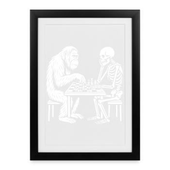 Duel d’échecs Primate contre Squelette - Affiche encadrée (27 × 37 cm) - noir - Devant