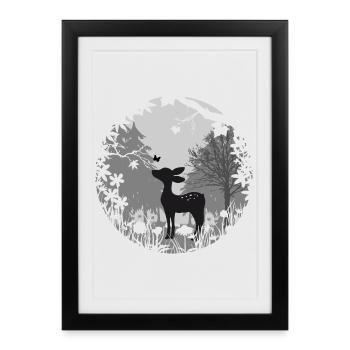 un faon avec un papillon - Affiche encadrée (27 × 37 cm) - noir - Devant