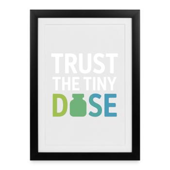 Homeopathy Trust The Tiny Dose Professional Gear  - Framed poster (27 × 37 cm) - black - Front