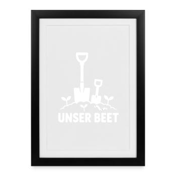 Unser Beet – Garten Schaufel Kinderspielzeug Art - Gerahmtes Poster (27 × 37 cm) - Schwarz - Vorne