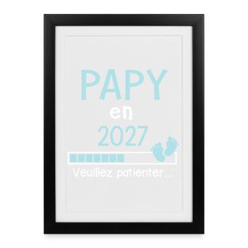 Papy en 2027 Cadeau Futur Papi - Affiche encadrée (27 × 37 cm) - noir - Devant