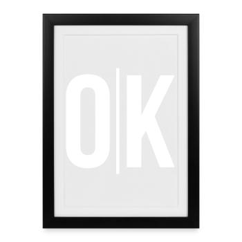 Effacer OK Typo sur Noir - Affiche encadrée (27 × 37 cm) - noir - Devant