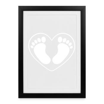 Cœur avec des empreintes de pas – l’amour en mouvement - Affiche encadrée (27 × 37 cm) - noir - Devant