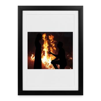 Fiery Proposal Silhouette - Framed poster (27 × 37 cm) - black - Front