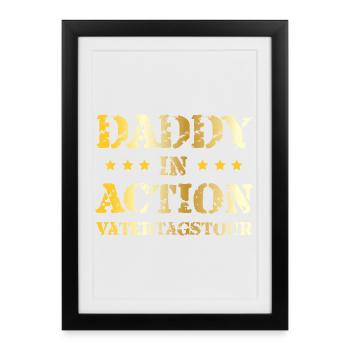 Daddy in Action Vatertagstour / Vatertag - Gerahmtes Poster (27 × 37 cm) - Schwarz - Vorne