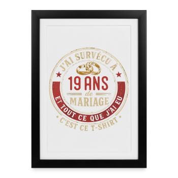 Humour Anniversaire : J'ai Survécu à 19 Ans - Affiche encadrée (27 × 37 cm) - noir - Devant