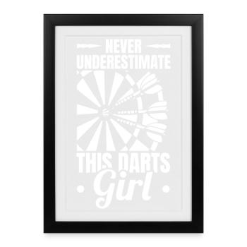 Never underestimate this darter girl - Framed poster (27 × 37 cm) - black - Front
