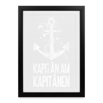 Kapitän am Kapitänen -Maritime Illustration - Gerahmtes Poster (27 × 37 cm) - Schwarz - Vorne