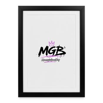 MGB – Le bon garçon de maman - Affiche encadrée (27 × 37 cm) - noir - Devant