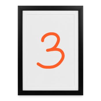 3 Numéro trois numéro anniversaire - Affiche encadrée (27 × 37 cm) - noir - Devant