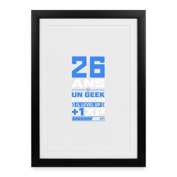 26 Ans Humour Geek 26 Ans Anniversaire Gamer - Affiche encadrée (27 × 37 cm) - noir - Devant
