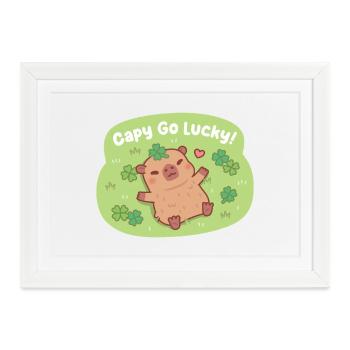 Niedlicher Capy Go Lucky Capybara Vierblattklee-Patch - Gerahmtes Poster (37 × 27 cm) - Weiß - Vorne