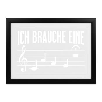 Ich brauche eine Kaffeepause mit Musiknoten - Gerahmtes Poster (37 × 27 cm) - Schwarz - Vorne
