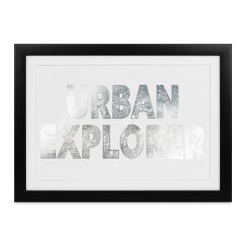 Urban Explorer - Gerahmtes Poster (37 × 27 cm) - Schwarz - Vorne