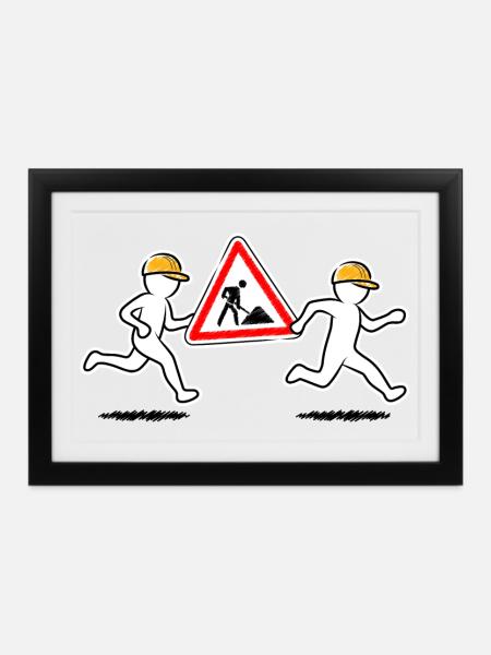 Zwei Bauarbeiter tragen ein Baustellenschild - Gerahmtes Poster (37 × 27 cm) - Schwarz