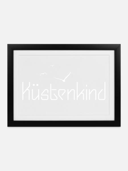 Küstenkind - Gerahmtes Poster (37 × 27 cm) - Schwarz