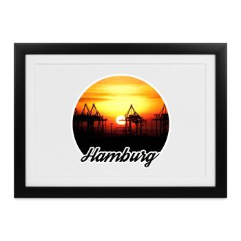Hamburg Hafen Sonnenuntergang - Gerahmtes Poster (37 × 27 cm) - Schwarz - Vorne