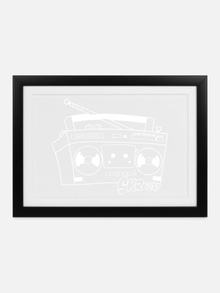 DDR Radiorecorder Kassettenrecorder Ostalgie 80er - Gerahmtes Poster (37 × 27 cm) - Schwarz