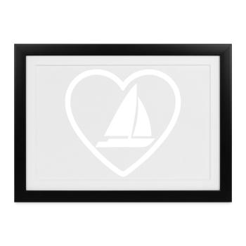 Herzkatamaran – Design für Segelliebhaber - Gerahmtes Poster (37 × 27 cm) - Schwarz - Vorne