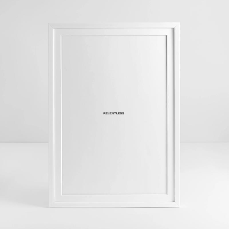 Typographie implacable Conception de texte forte Affiche encadrée (49 × 69 cm)