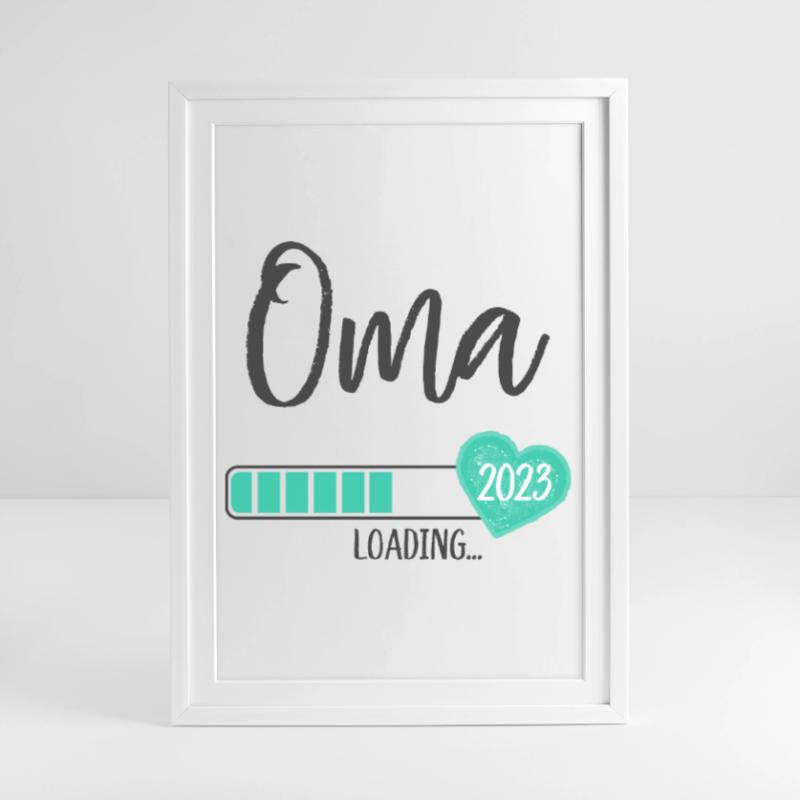 Oma Loading 2023 Herz Junge Werdende Großmutter Gerahmtes Poster (49 × 69 cm)