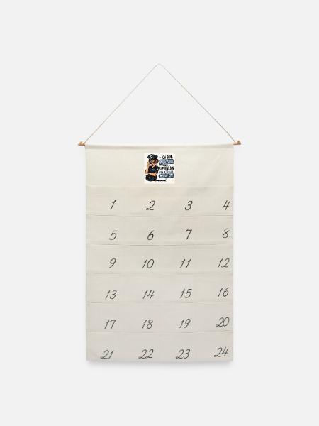 Polizistin - Leinen Adventskalender - Naturweiß