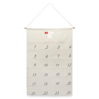 Gamer Red Flags Grafik – Lustiges Gaming Design - Leinen Adventskalender  - Naturweiß - Vorne