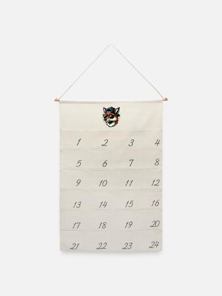 Fuchs mit Sonnenbrille und Cap - Leinen Adventskalender  - Naturweiß