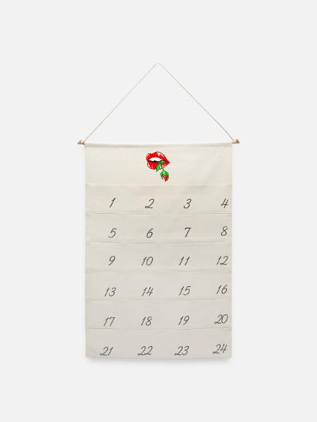 Kussmund mit Rose - Leinen Adventskalender - Naturweiß