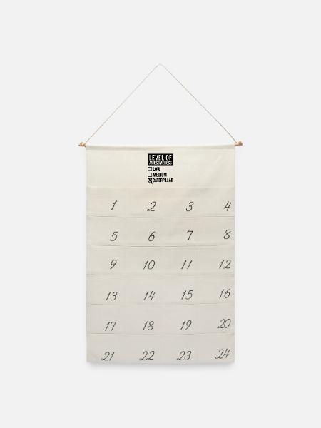 Raupe, Raupe, Raupe - Leinen Adventskalender  - Naturweiß