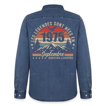légendaire depuis septembre 1975 | septembre 1975 - Chemise en denim homme bio Stanley/Stella - bleu moyen délavé  - Dos - AI Model Male 185 light (185cm)