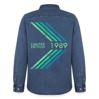 1989 Limited Edition Geburtstag Herren Damen Sport - Männer Jeanshemd Organic von Stanley/Stella - verwaschenes Mittelblau  - Hinten - AI Model Male 185 light (185cm)