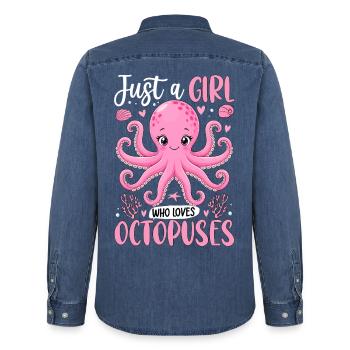 Just A Girl Who Loves Octopuses - Männer Jeanshemd Organic von Stanley/Stella - verwaschenes Mittelblau  - Hinten - AI Model Male 185 light (185cm)