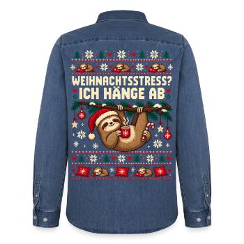 Faultier - Weihnachtsstress Ich hänge ab - Männer Jeanshemd Organic von Stanley/Stella - verwaschenes Mittelblau  - Hinten - AI Model Male 185 light (185cm)