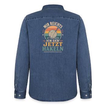 Mir Reichts Ich Geh Jetzt Häkeln Vintage Spruch - Männer Jeanshemd Organic von Stanley/Stella - verwaschenes Mittelblau  - Hinten - AI Model Male 185 light (185cm)