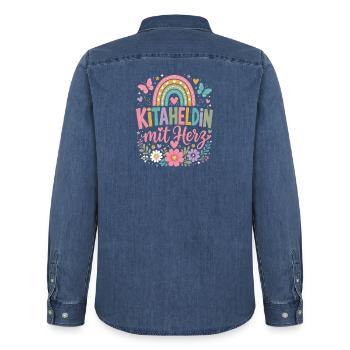  Kitaheldin Mit Herz Regenbogen Erzieherin Design - Männer Jeanshemd Organic von Stanley/Stella - verwaschenes Mittelblau  - Hinten - AI Model Male 185 light (185cm)