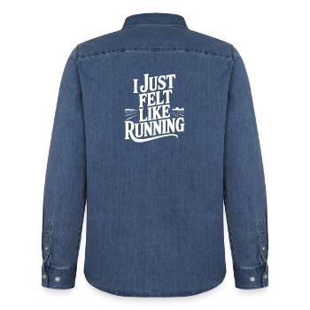 Ich hatte einfach Lust zu rennen - Männer Jeanshemd Organic von Stanley/Stella - verwaschenes Mittelblau  - Hinten - AI Model Male 185 light (185cm)