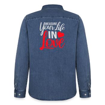 Measure Your Life In Love Inspirierend Liebe Logo - Männer Jeanshemd Organic von Stanley/Stella - verwaschenes Mittelblau  - Hinten - AI Model Male 185 light (185cm)