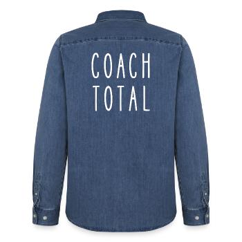 Total Coach - Männer Jeanshemd Organic von Stanley/Stella - verwaschenes Mittelblau  - Hinten - AI Model Male 185 light (185cm)