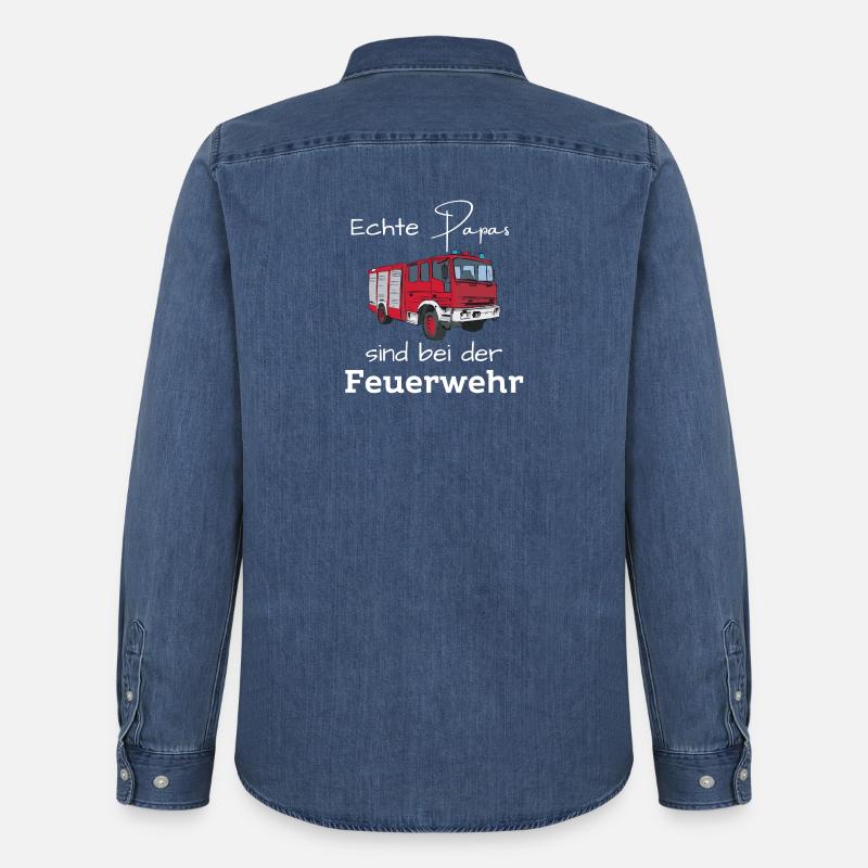 Echte Papas sind bei der Feuerwehr - Männer Jeanshemd Organic von Stanley/Stella - verwaschenes Mittelblau 