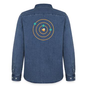 Atommodell - Physik Chemie Wissenschaft Nerd - Männer Jeanshemd Organic von Stanley/Stella - verwaschenes Mittelblau  - Hinten - AI Model Male 185 light (185cm)