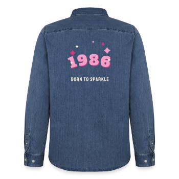 1986 Born to Sparkle Jahrgang 40. Geburtstag - Männer Jeanshemd Organic von Stanley/Stella - verwaschenes Mittelblau  - Hinten - AI Model Male 185 light (185cm)