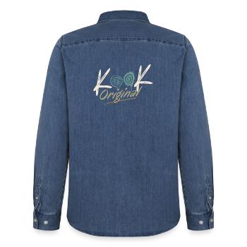 Kook Original Spirale Groovy Retro 70er  - Männer Jeanshemd Organic von Stanley/Stella - verwaschenes Mittelblau  - Hinten - AI Model Male 185 light (185cm)