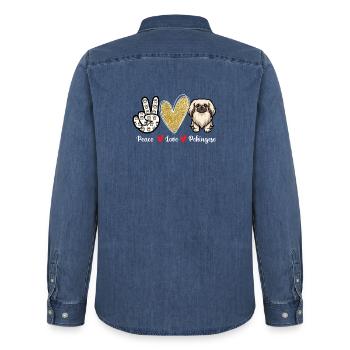Peace Love Pekingese – Peke Dog Mama Papa Schoßhund - Männer Jeanshemd Organic von Stanley/Stella - verwaschenes Mittelblau  - Hinten - AI Model Male 185 light (185cm)