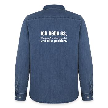 Ich liebe es, wenn meine Frau keinen Hunger hat - Männer Jeanshemd Organic von Stanley/Stella - verwaschenes Mittelblau  - Hinten - AI Model Male 185 light (185cm)