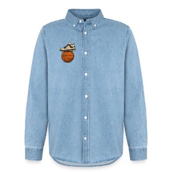 Sneaker über Basketball Street Art - Männer Jeanshemd Organic von Stanley/Stella - verwaschenes Hellblau - Vorne - AI Model Male 185 light (185cm)