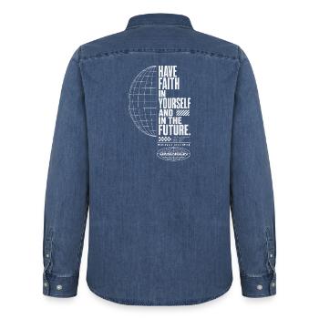 Foi en soi et avenir globe - Chemise en denim homme bio Stanley/Stella - bleu moyen délavé  - Dos - AI Model Male 185 light (185cm)