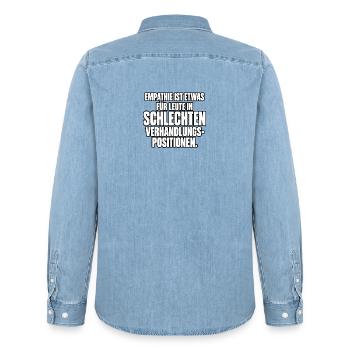 Empathie in Verhandlungssituationen - Männer Jeanshemd Organic von Stanley/Stella - verwaschenes Hellblau - Hinten - AI Model Male 185 light (185cm)