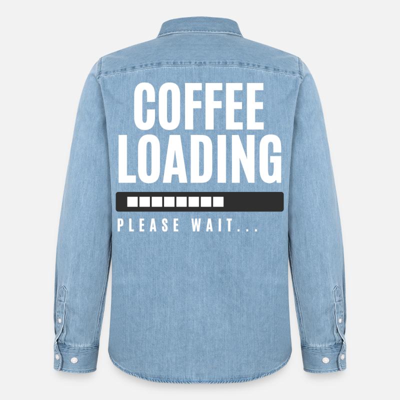 Kaffee wird geladen Bitte warten - Männer Jeanshemd Organic von Stanley/Stella - verwaschenes Hellblau