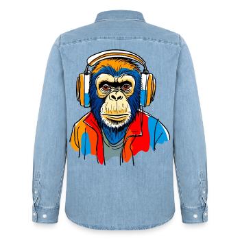 Affe mit Kopfhörern - Männer Jeanshemd Organic von Stanley/Stella - verwaschenes Hellblau - Hinten - AI Model Male 185 light (185cm)